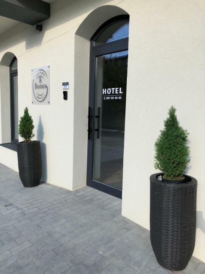 Hotel Bonus Kolomyia Exterior foto